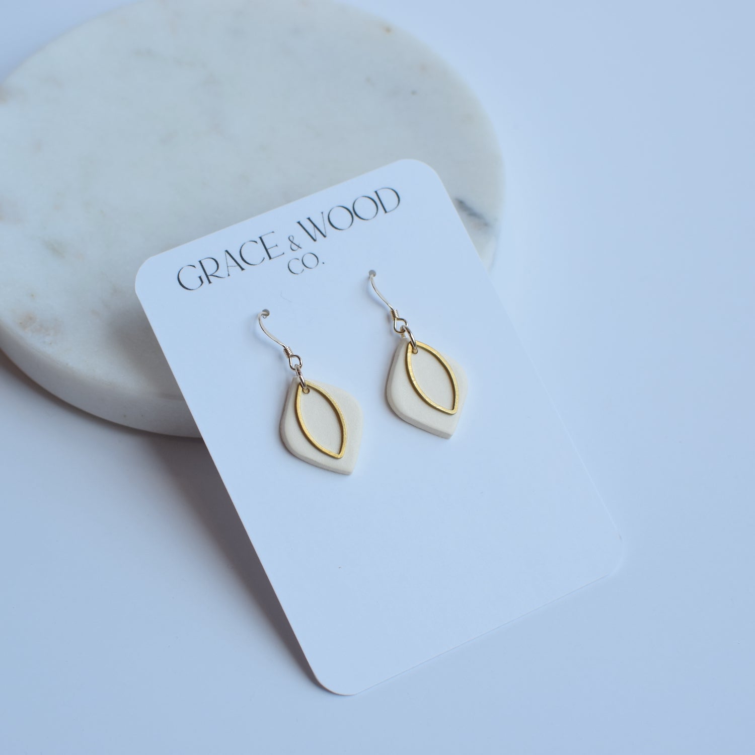 Mini pétales en argile tourbillonnante bleu marine