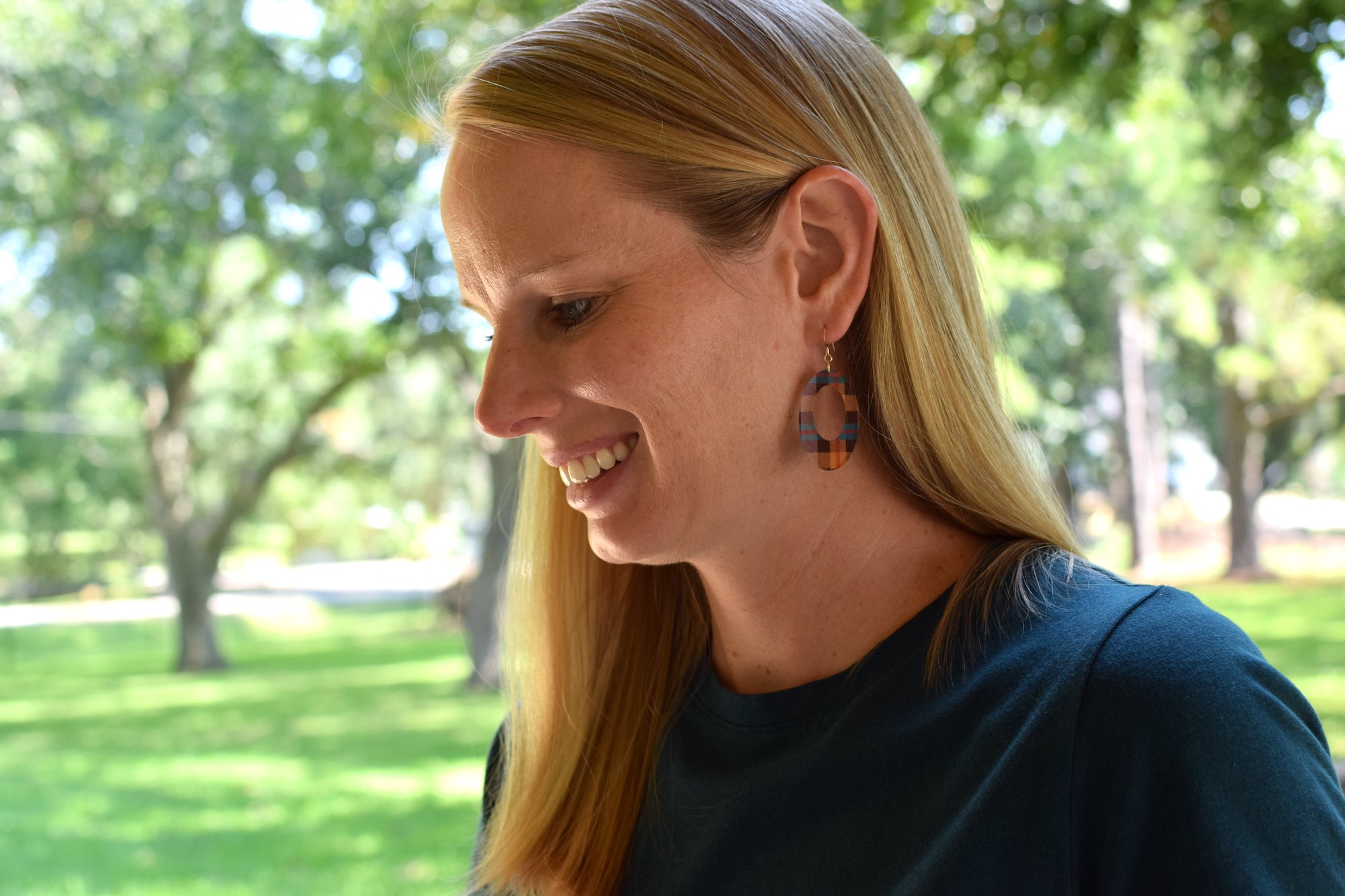 Coucher de soleil en acrylique ovale ouvert