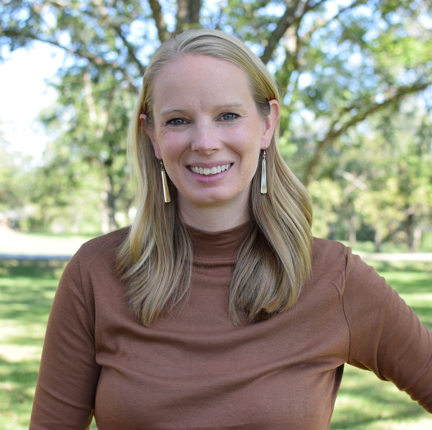 Boucles d'oreilles fines en acrylique