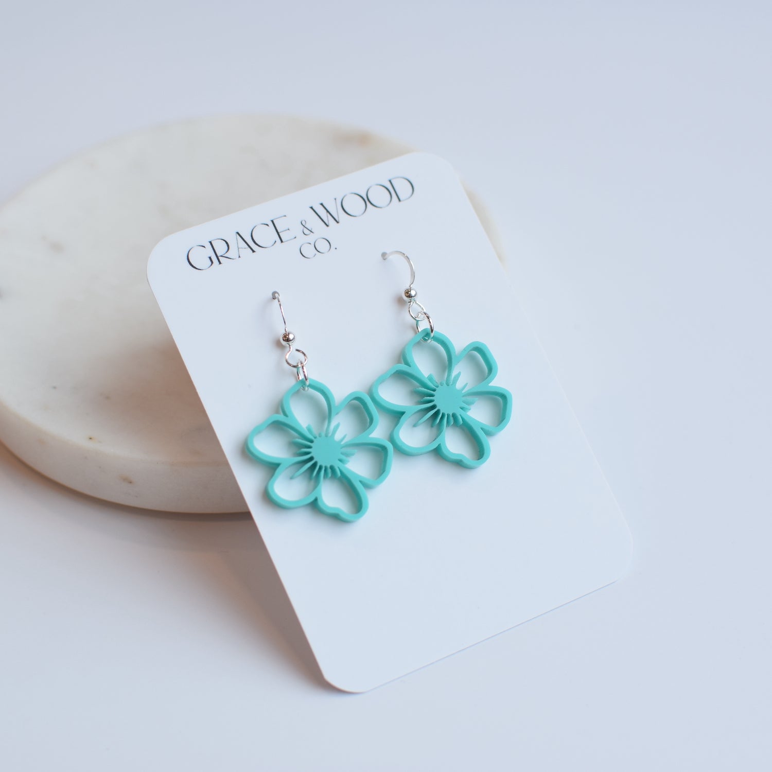 Goutte fine en acrylique noir